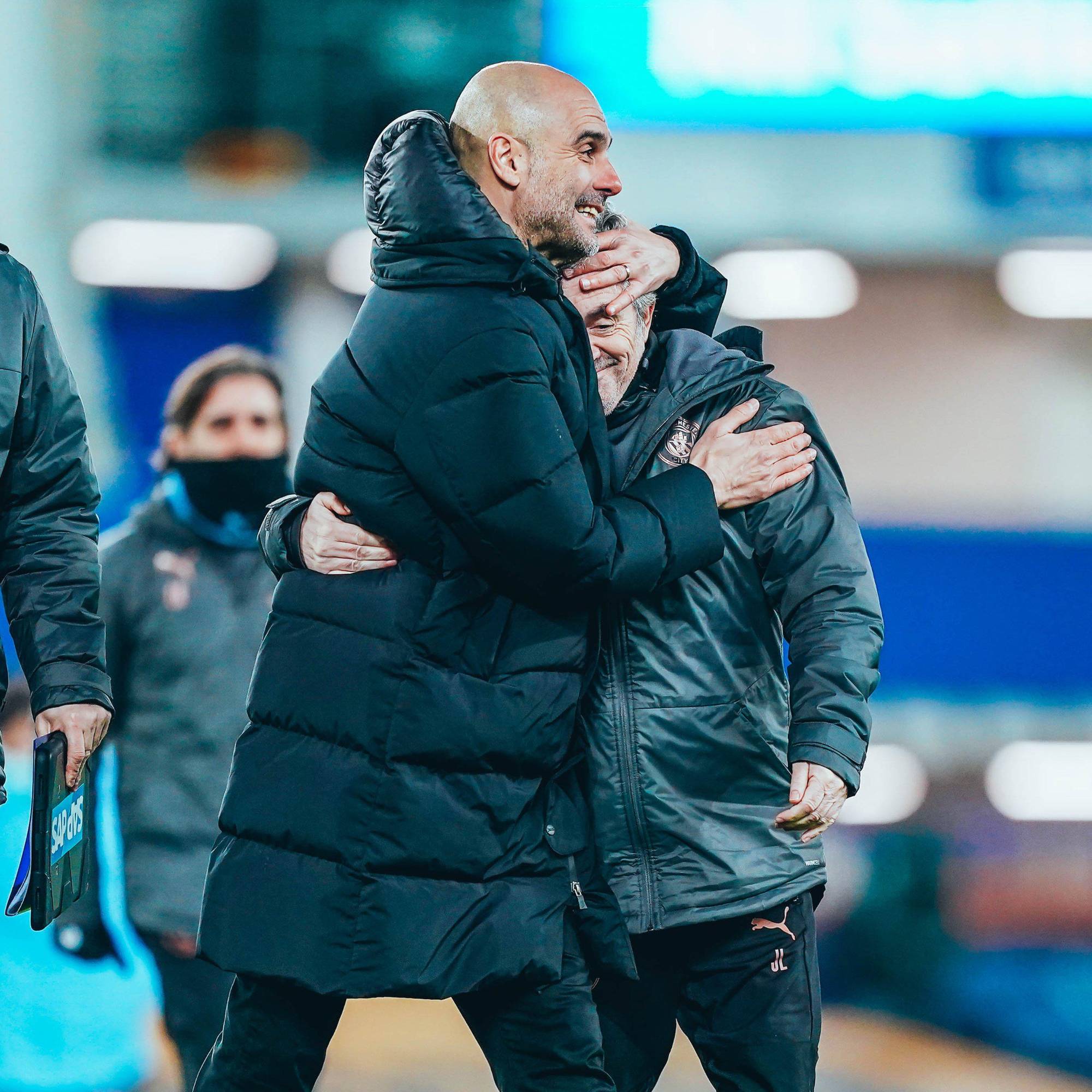 $!Pep Guardiola pierde a Juanma Lillo, ex DT de Dorados, antes del Mundial de Clubes