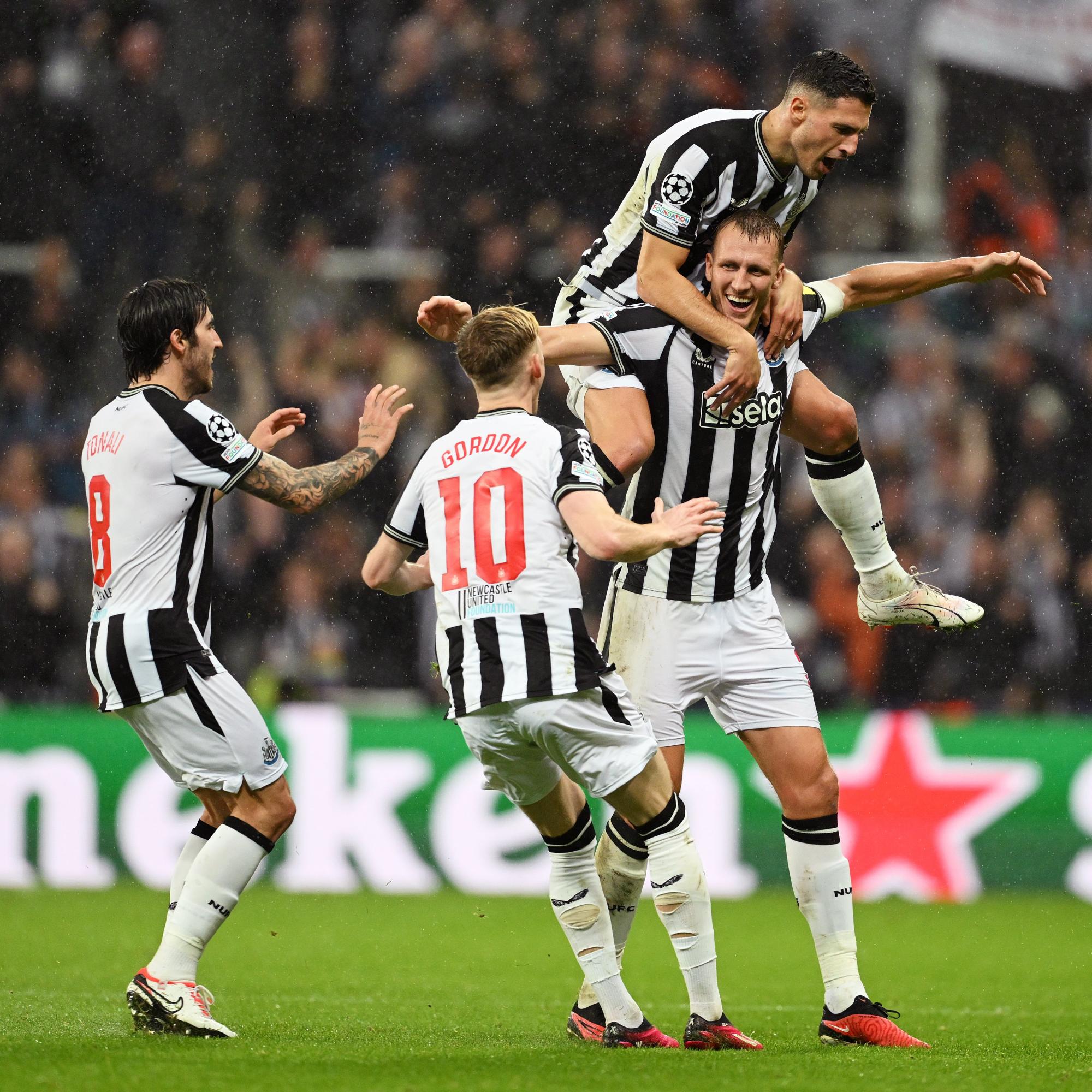 $!PSG fue borrado en su visita al Newcastle al caer por marcador de 4-1