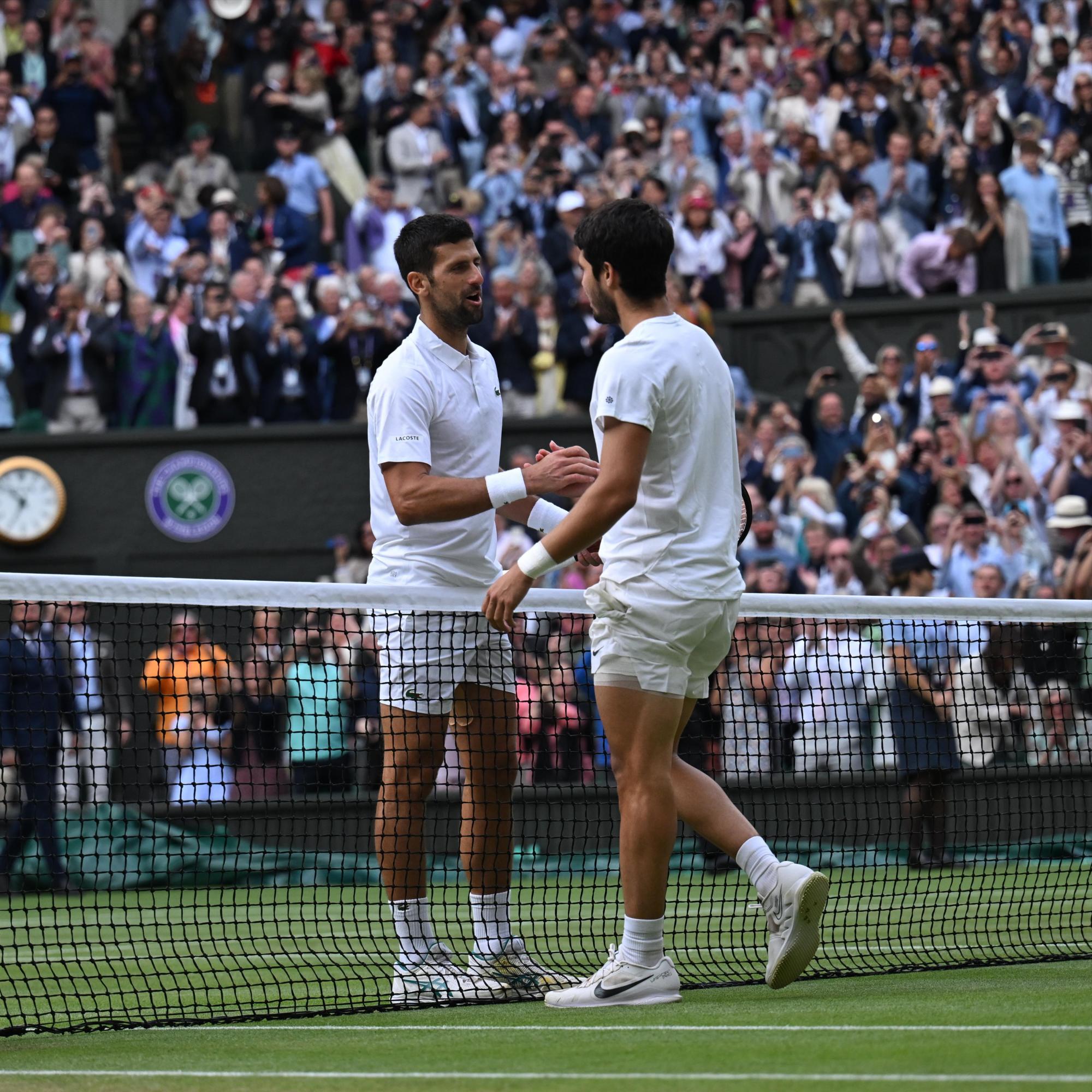 $!Carlos Alcaraz borda su primer Wimbledon tras vencer en duelo histórico a Novak Djokovic