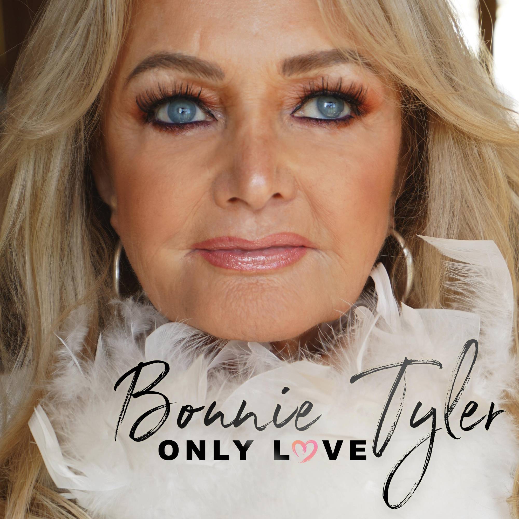 $!Bonnie Tyler, la cantante galesa que alcanzó el número 1 con ‘Total Eclipse of the Heart’, un himno pop de los años 80, falleció a los 75 años.