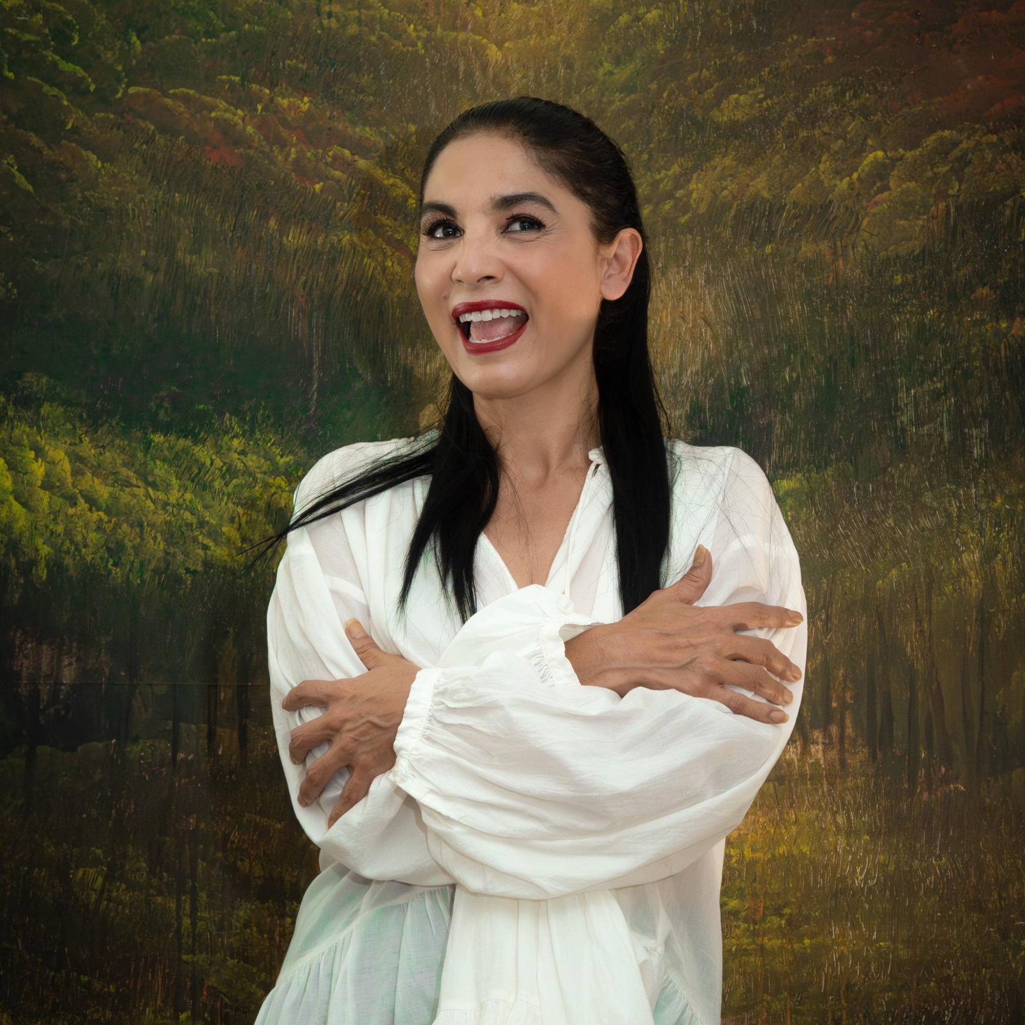 $!Rayo Guzmán presentará la charla “Raíces y Alas”, enfocada en la escritura consciente como herramienta para procesar emociones y resignificar la historia de vida.