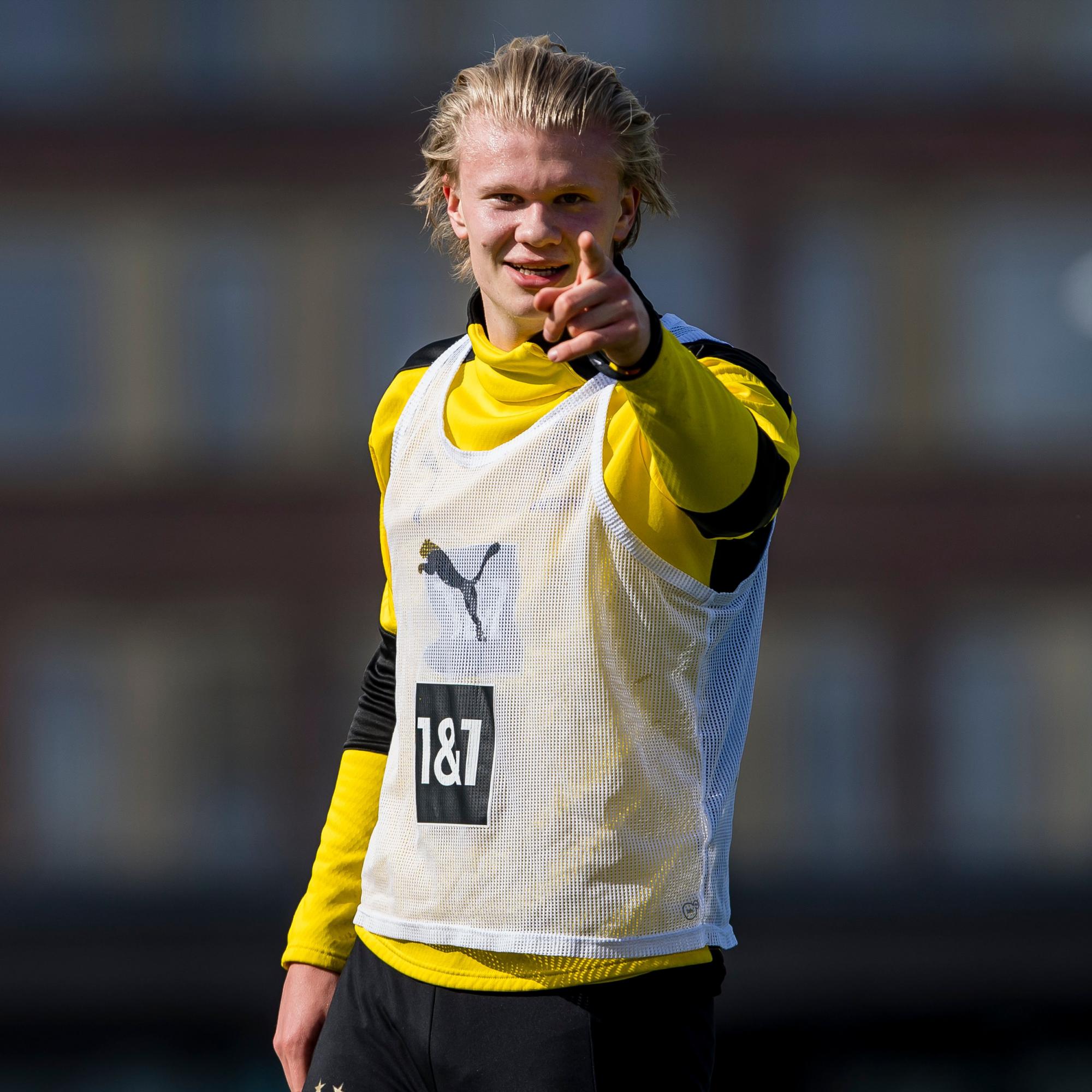 $!Padre y agente de Haaland se reúnen con Real Madrid y Barcelona