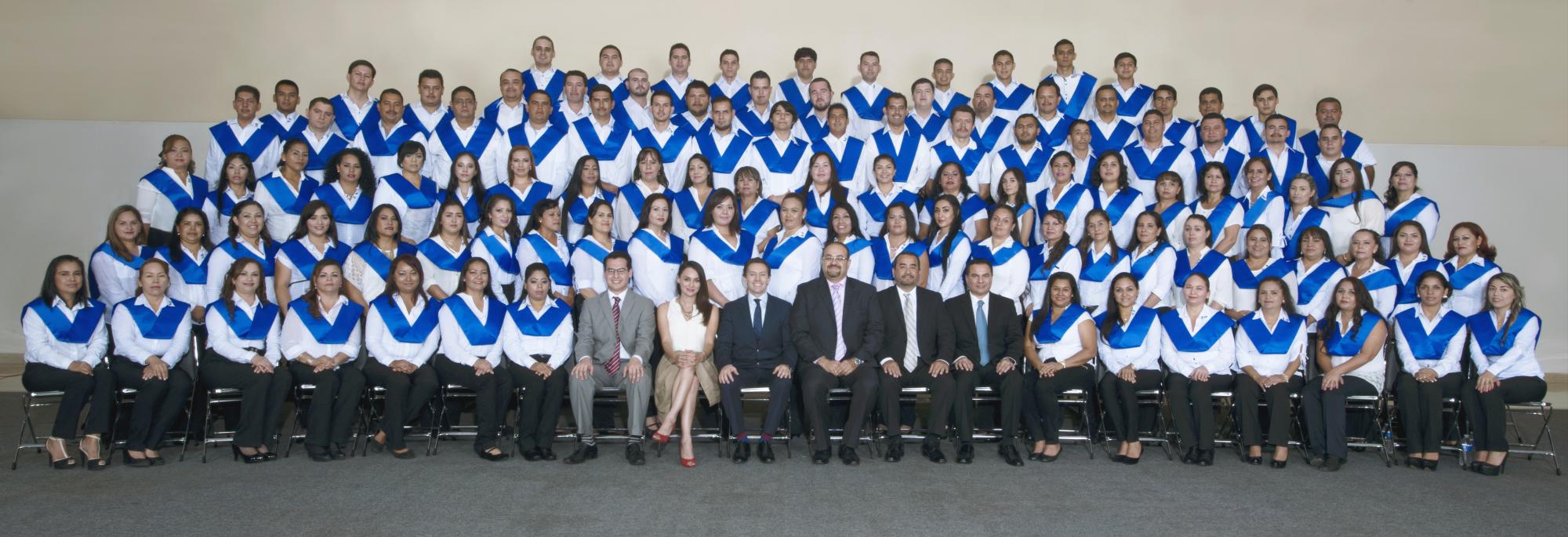 $!Grupo Coppel gradúa de preparatoria a 885 de sus colaboradores