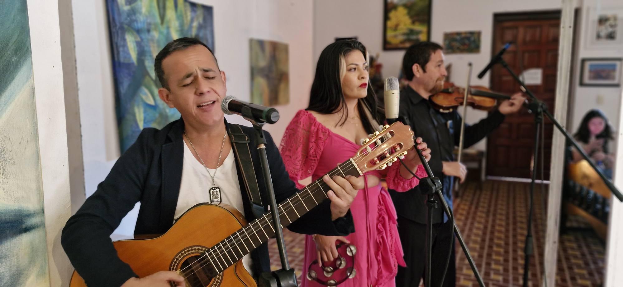 $!Durante la inauguración, hubo participaciones musicales.