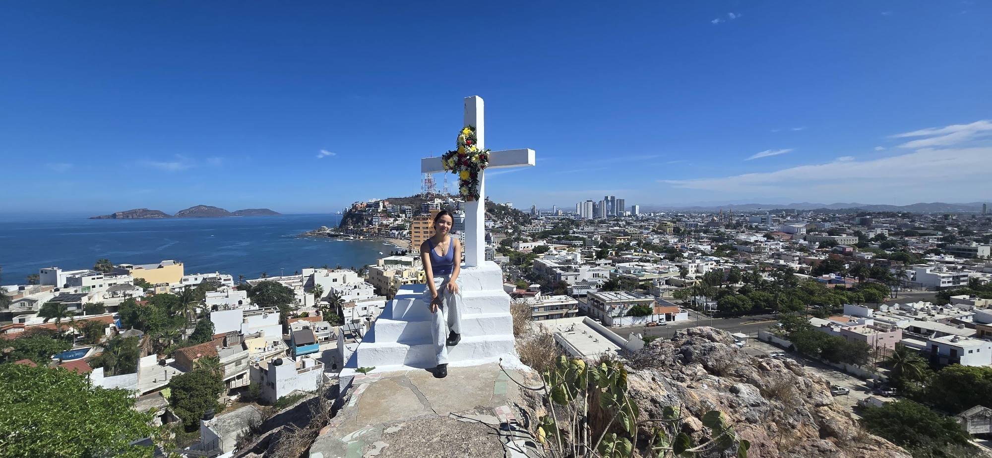 $!Por la paz y las tradiciones, festejan vecinos del Barrio de la Cruz a su Santa patrona