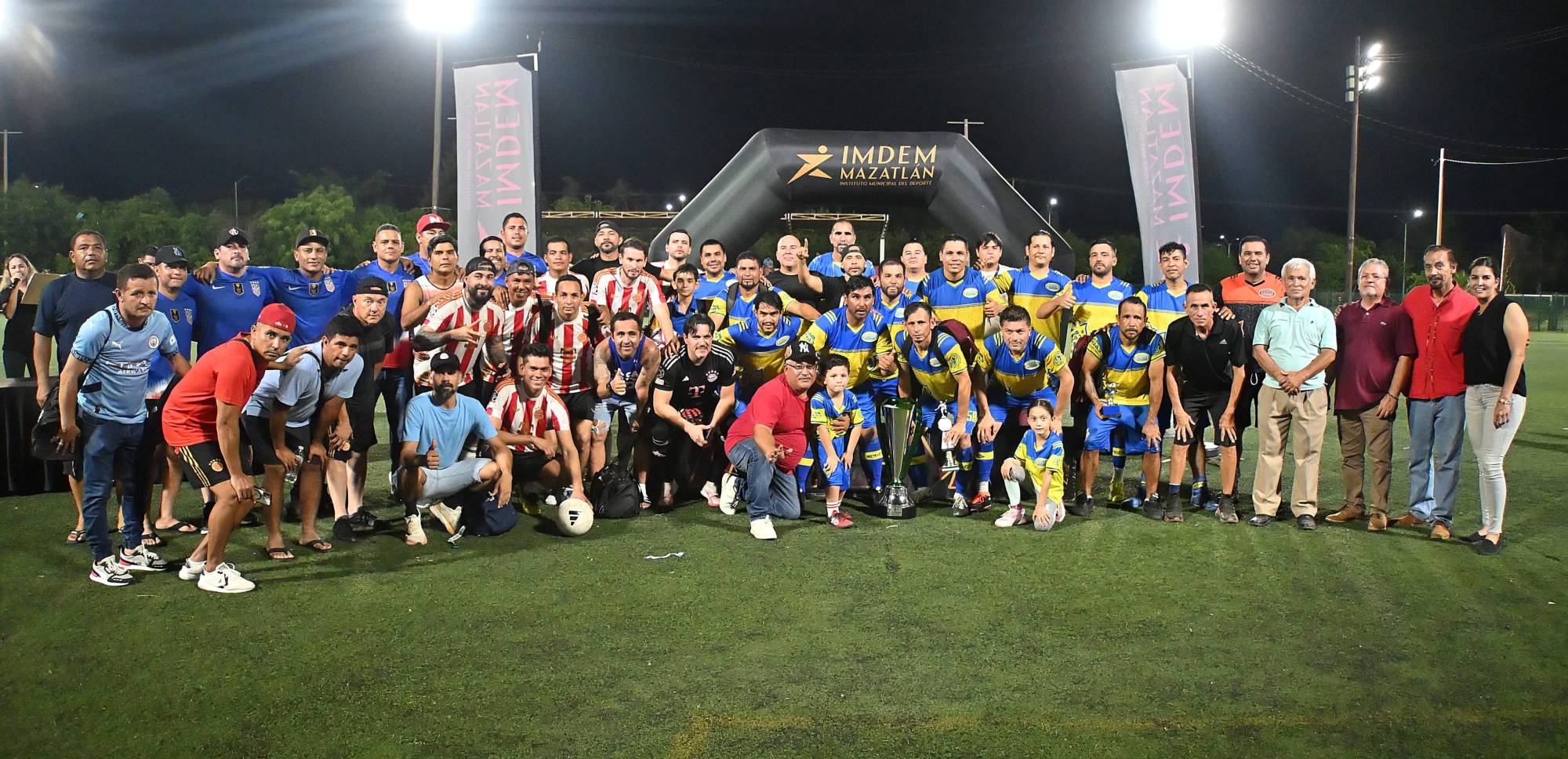 $!¡Bicampeones! Servigrúas vence a Tuna Supply en la final de la Liga Máster Municipal de Futbol