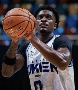 $!Troy Williams regresa a Venados Basketball para encender la duela