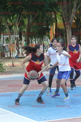 Brilla el Remington en baloncesto copero