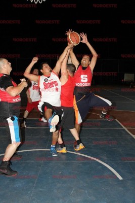 Así de peleada fue la final de finales.