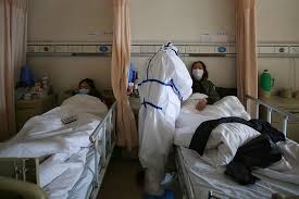 Según Guía Bioética, darían a jóvenes ventilador antes que a adultos mayores: Aristegui Noticias