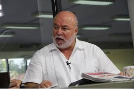 Llama Clouthier a revisar el marco electoral para mejorar oportunidades a candidatos sin partido