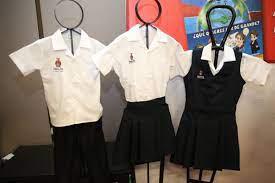 El adelanto del 50 por ciento por concepto de uniformes escolares es de 102 millones de pesos