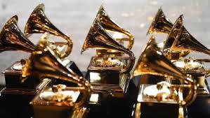 La 64 entrega anual de los Grammy se posponen.