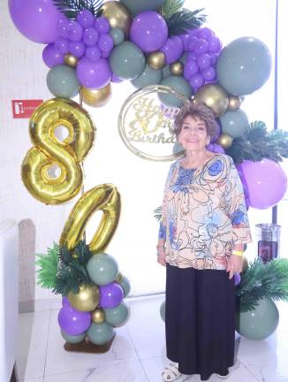 Judith Ramírez Rubino celebra sus 80 años de vida rodeada del amor de su familia y de alegría.