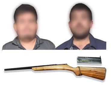 Tras persecución, policías detienen a dos civiles en poder de un arma de fuego en Culiacán