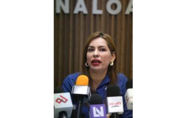 La dirigente del PAN en Sinaloa, Wendy Barajas Cortés, habla de la violencia que se registra en Mazatlán.