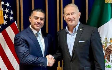 Omar García Harfuch, Secretario de Seguridad, y Ronald Johnson, embajador de Estados Unidos en México.