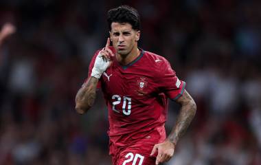 João Cancelo celebra su gol ante Noruega.