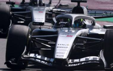 Checo Pérez largará en el sitio 22.