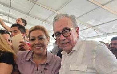 Claudia Valdez expresó nuevamente su respaldo a Rubén Rocha Moya tras su reincorporación al Gobierno de Sinaloa.