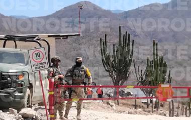 En la mina Santa Fe, en la sierra de Rosario, continúa el operativo para rescatar a tres mineros atrapados desde hace una semana.