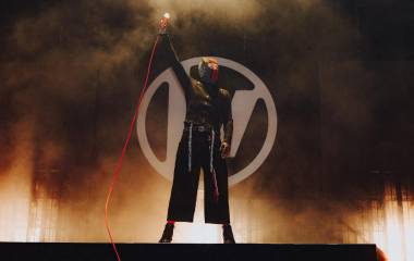 Twenty One Pilots.