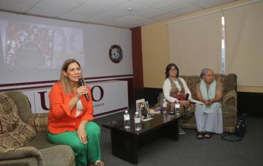 Las escritoras Silvia Michel, Alma Vitalis y Florina Olivarría participaron en el panel de reflexión sobre el libro Las calladas del Boom, realizado en la Universidad Autónoma de Occidente, Unidad Regional Mazatlán.