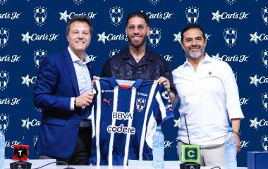 El ex futbolista de Rayados defendió su postura en redes sociales.