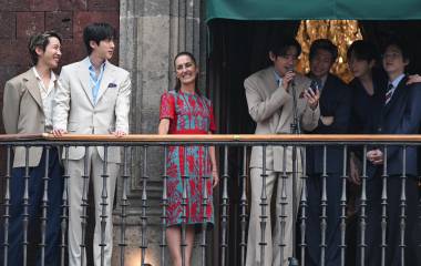 BTS junto a Claudia Sheinbaum.