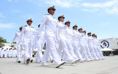 Ceremonia de graduación en la Escuela Náutica Mercante de Mazatlán.