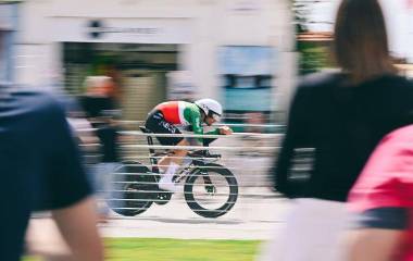 Filippo Ganna se quedó con la etapa 10 del Giro de Italia.
