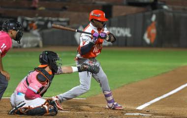 Venados embiste en la décima y se queda con la serie ante Naranjeros.