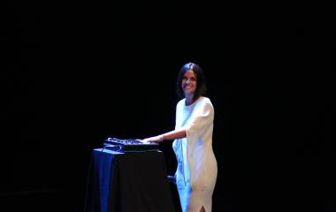 La cantante Lina ofreció un concierto íntimo en el Teatro Pablo de Villavicencio.