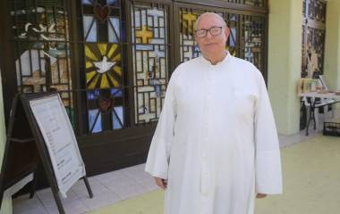 La Camerata Mazatlán ofrecerá un concierto gratuito en honor al 50 aniversario de ordenación sacerdotal del padre Horacio Hernández de la Torre.