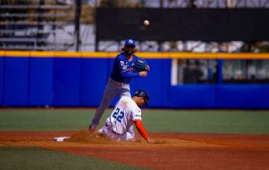 Los boricuas Cangrejeros de Santurce eliminan a los panameños Federales de Chiriquí.