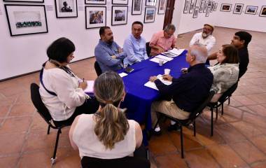 Encuentro de personal del ISIC con funcionarios de Mazatlán.