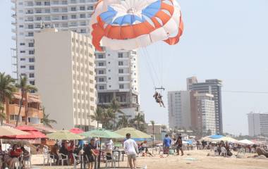 Con la llegada de turistas en Semana Santa, el Obispo de Mazatlán resaltó la importancia de la hospitalidad y la protección de los visitantes.