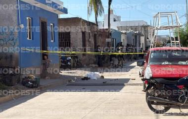 Autoridades atendieron los hechos de violencia registrados este sábado de la Colonia Estero.