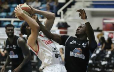 Un inicio para el olvido condenó a Venados Basketball, que volvió a perder en el Lobo Dome.
