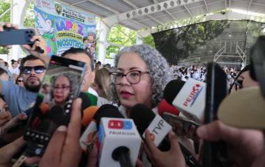 Graciela Domínguez Nava habla de la posibilidad de recuperar la Feria Ganadera en Culiacán.