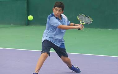 Jaime López abrió con un triunfo de 8-4 sobre Sebastián Galván.