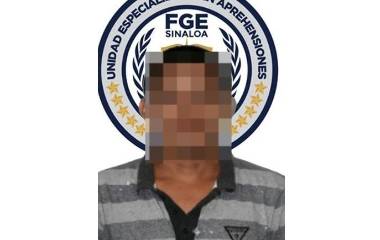 El sentenciado también deberá pagar una multa de un millón 402 mil 72 pesos, por reparación del daño psicológico y material.