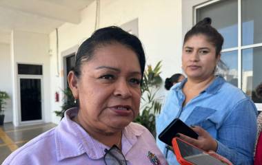Laura Tirado, secretaria general del STASAM, informó que los camiones recolectores de basura presentan fallas que retrasan la atención de algunas rutas en Mazatlán.