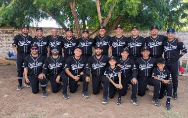 Los Alijadores de Chito Cano se anotan el primero de playoffs de la Liga Dominical.