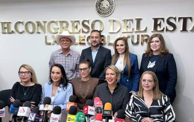 Erika Sánchez presentó ante el Congreso de Sinaloa una iniciativa para limitar nuevas licencias de ultramarinos cerca de escuelas; la respaldan diputados del PRI, PAN y Movimiento Ciudadano.