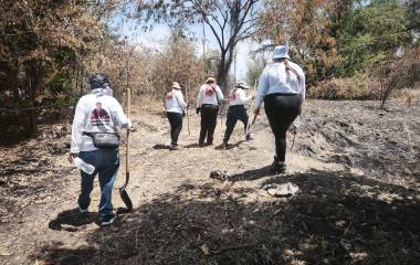 Integrantes de Sabuesos Guerreras exigieron que las autoridades actúen con sensibilidad y respeto hacia las víctimas y sus familias.