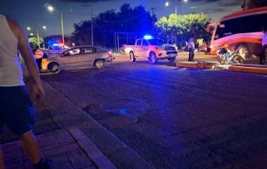 Un motociclista resultó herido en un choque registrado sobre la Avenida Rotarismo, en El Rosario.