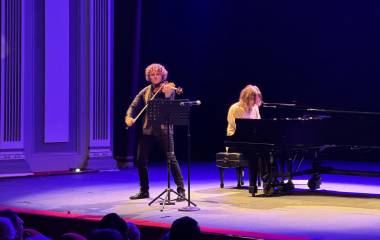 Alexandre d’a Costa, violinista y director canadiense, ofreció una interpretación de alto virtuosismo durante el concierto Stradivarious y Brahms, en el Teatro Ángela Peralta.