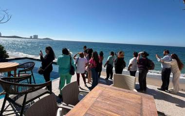 Representantes de agencias de viajes recorren Mazatlán para vivir la experiencia del destino y promocionarlo para la temporada decembrina.