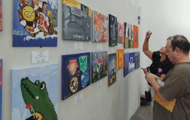 Los padres de familia aplaudieron el talento de sus pequeños artistas.